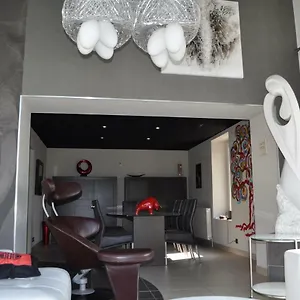 casa-pura-vida.hotels-rhonealpes.com/